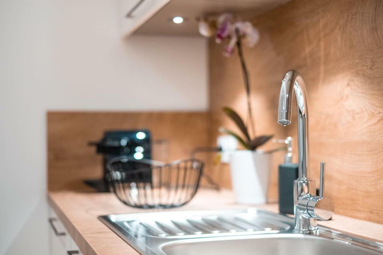 Hypercentre Charmant 2 Chambres Au Calme Avec Joli Patio Privatif Нант Екстериор снимка